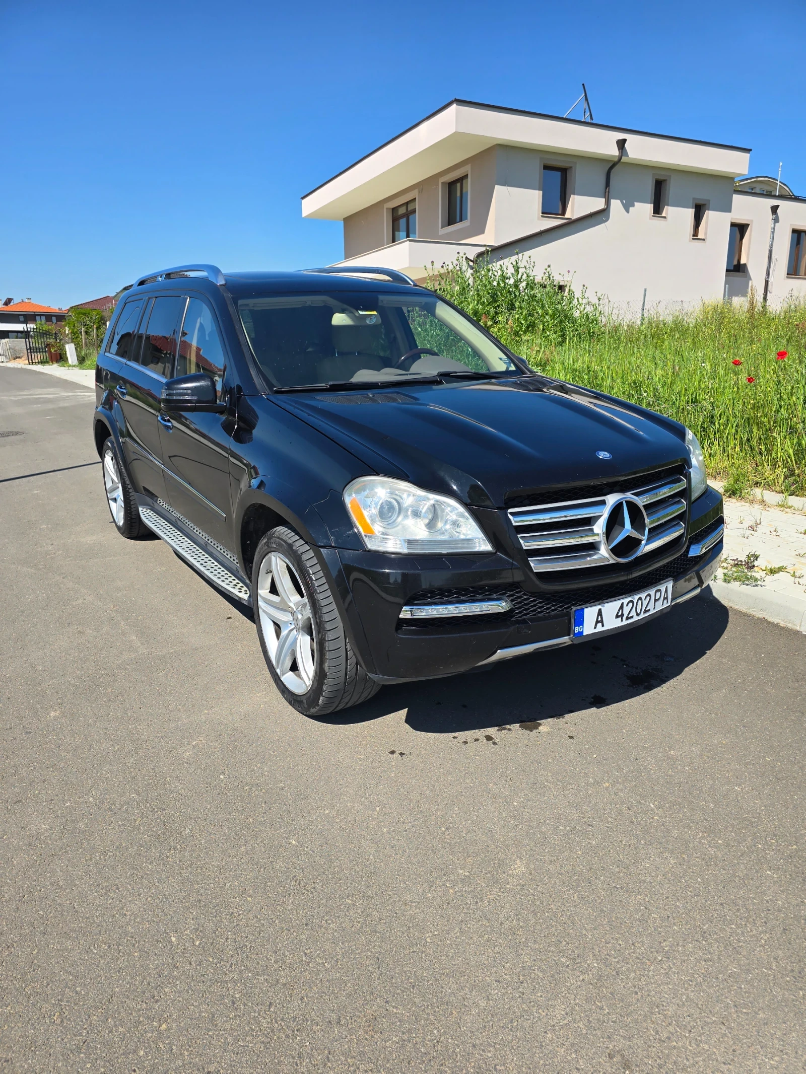 Mercedes-Benz GL 550, снимка 9 - Автомобили и джипове - 54446638