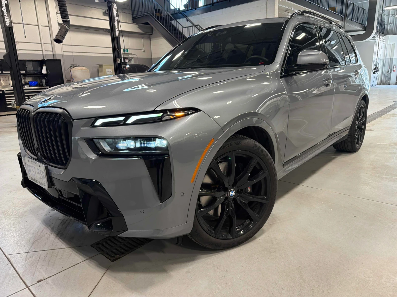 BMW X7 M ПАКЕТ * ПОДГРЕВ * ПАНОРАМА * HARMAN KARDON, снимка 5 - Автомобили и джипове - 54780803