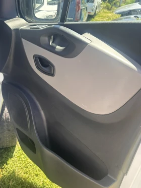 Renault Trafic 1.6 TDCI, снимка 15