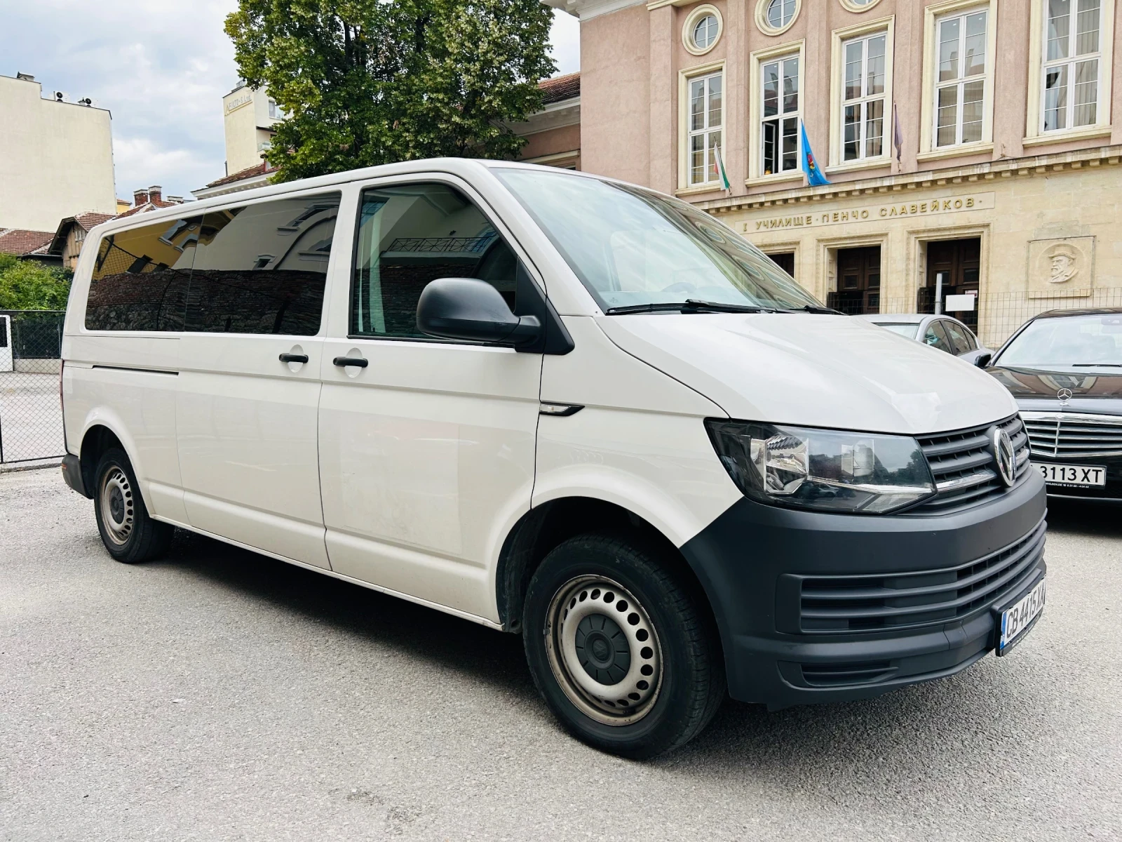 VW Transporter Т6  2.0 tdi - изображение 3