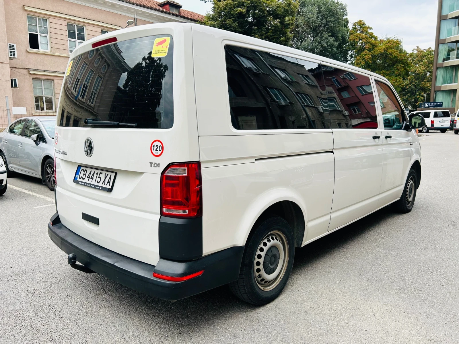 VW Transporter Т6  2.0 tdi - изображение 4