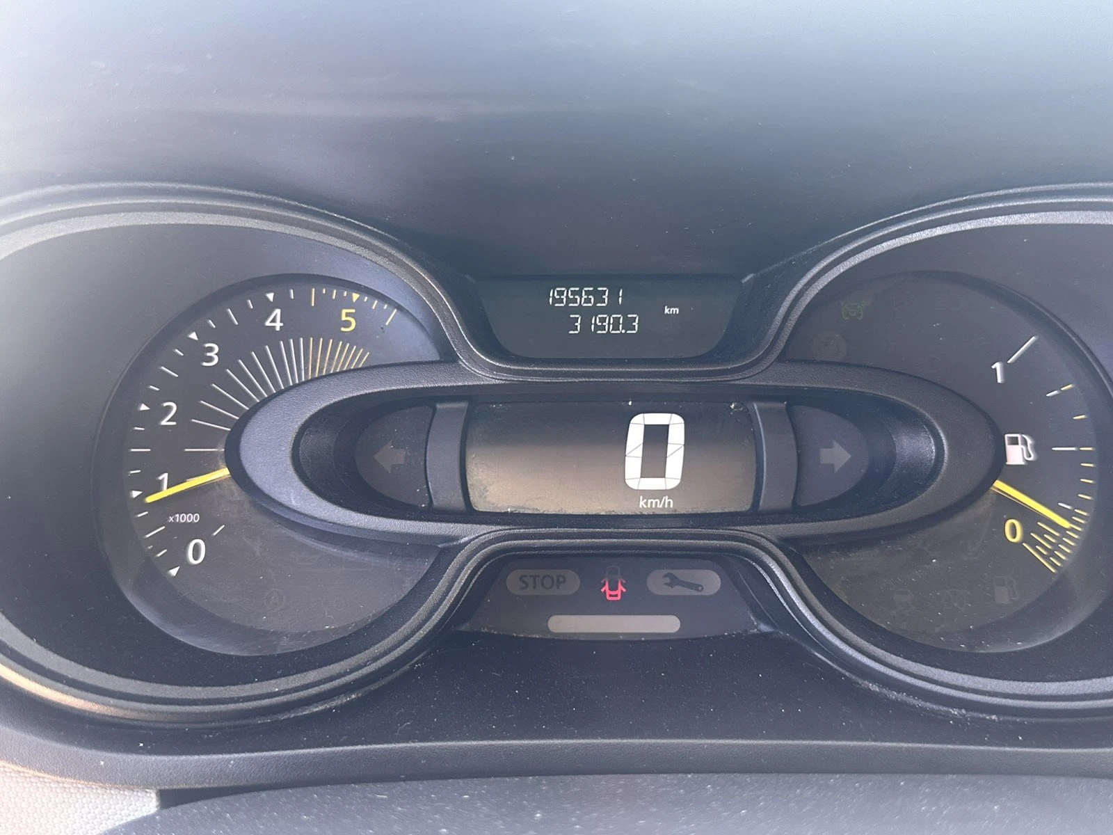 Renault Trafic 1.6 TDCI, снимка 8 - Бусове и автобуси - 55320117