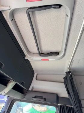 Man 18, снимка 5