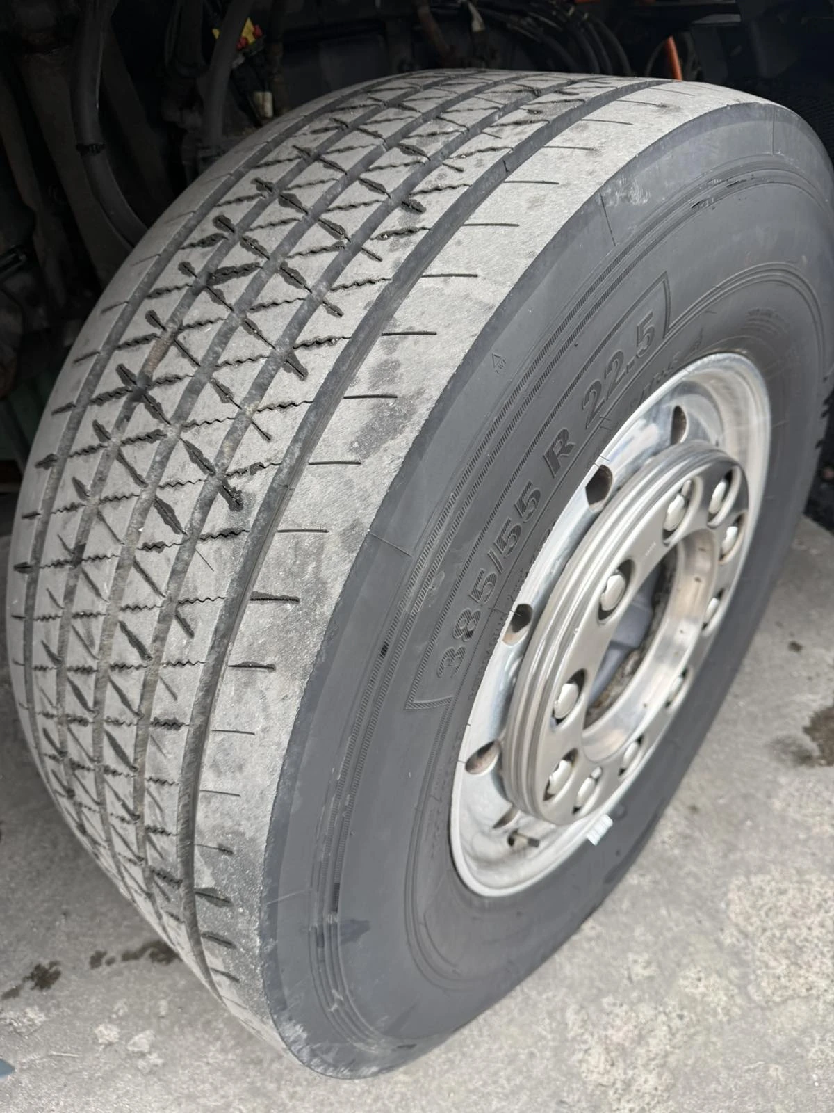 Volvo Fh Влекач - Перфектен, снимка 10 - Камиони - 53903544