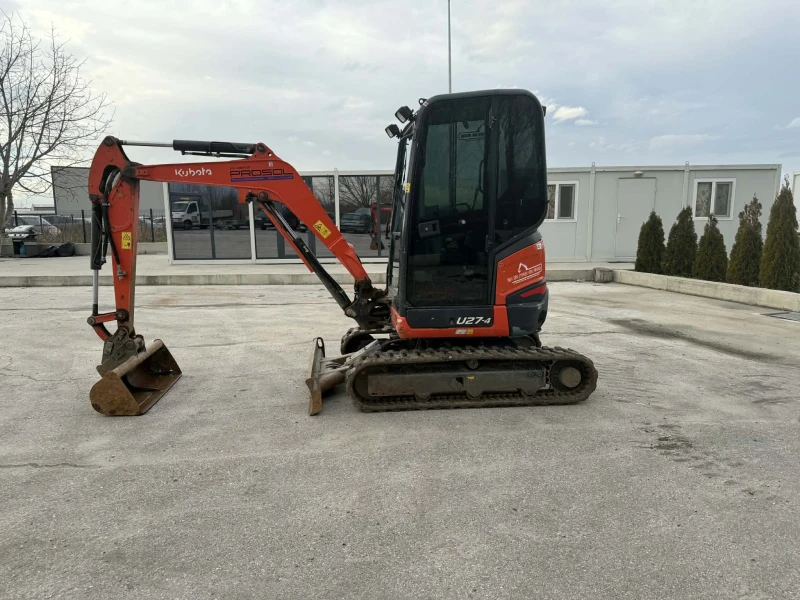 Багер Kubota U27-4