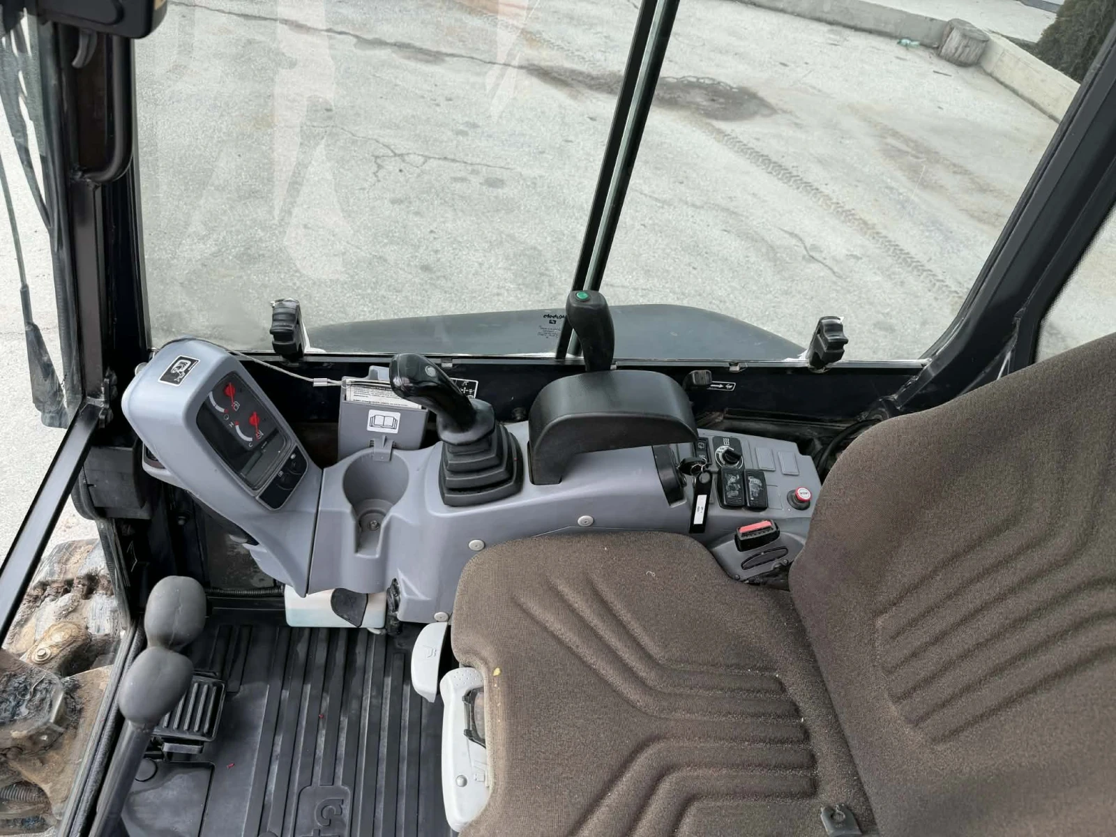 Багер Kubota U27-4 - изображение 6