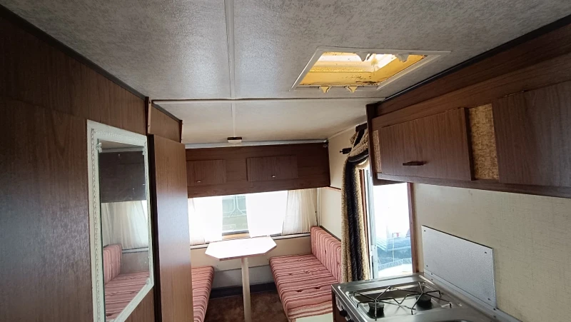 Каравана Adria Cabby Nova 473, снимка 11 - Каравани и кемпери - 52541207