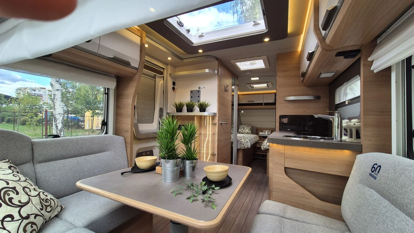 Каравана Knaus 540 sudwind UE 60 YEARS БЕЗ ДОКУМЕНТИ ! - изображение 7