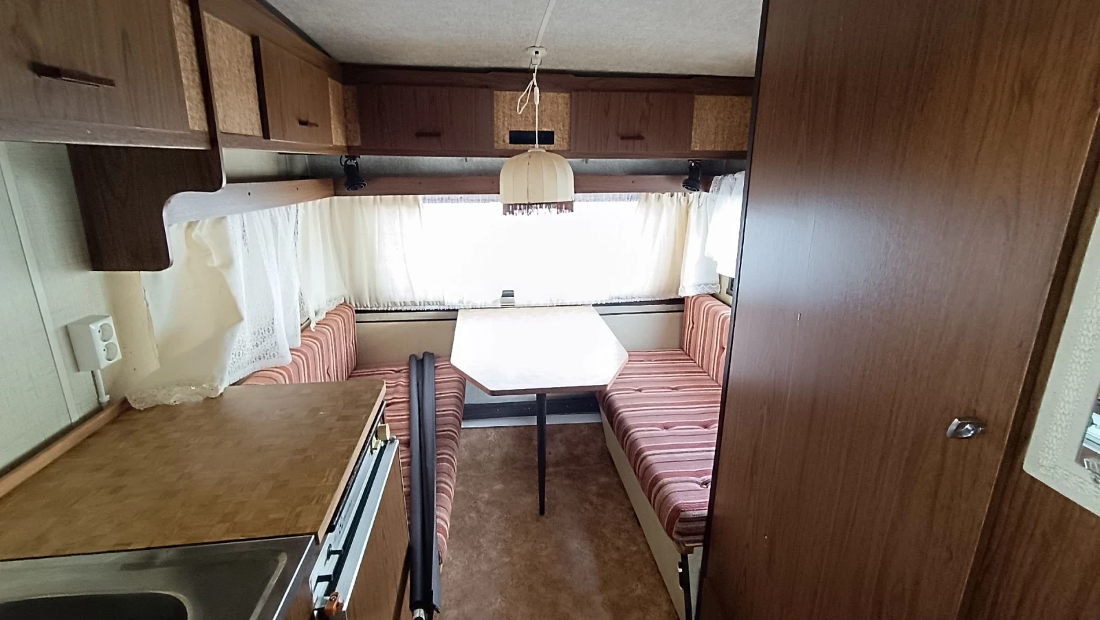 Каравана Adria Cabby Nova 473 - изображение 7