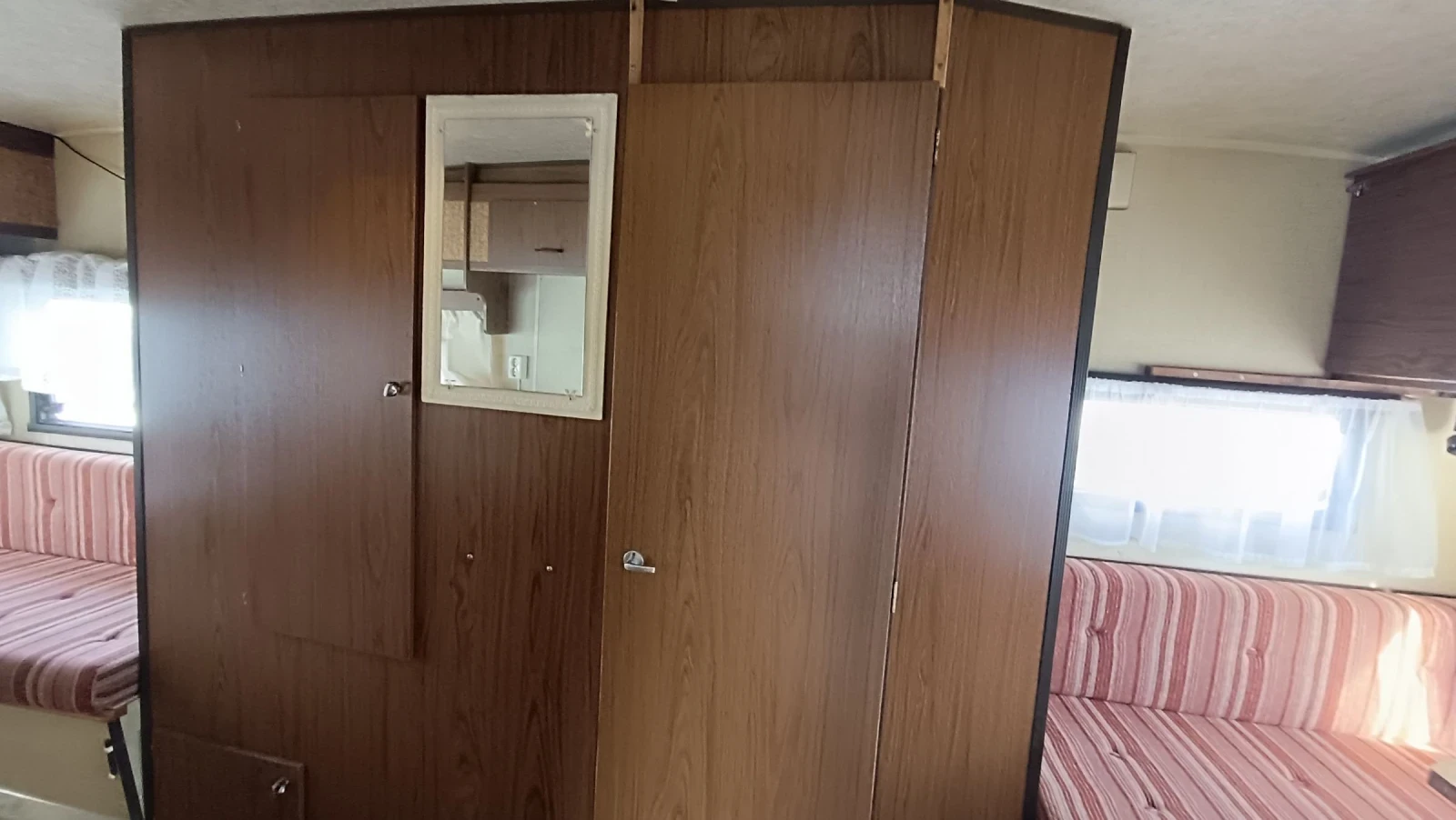 Каравана Adria Cabby Nova 473 - изображение 6