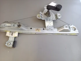 Машинка стъкло стъклоповдигач задна дясна ръчна Опел Мерива Б 