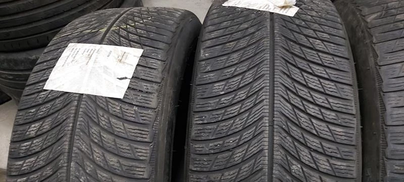 Гуми Зимни 275/45R20, снимка 2 - Гуми и джанти - 35125143