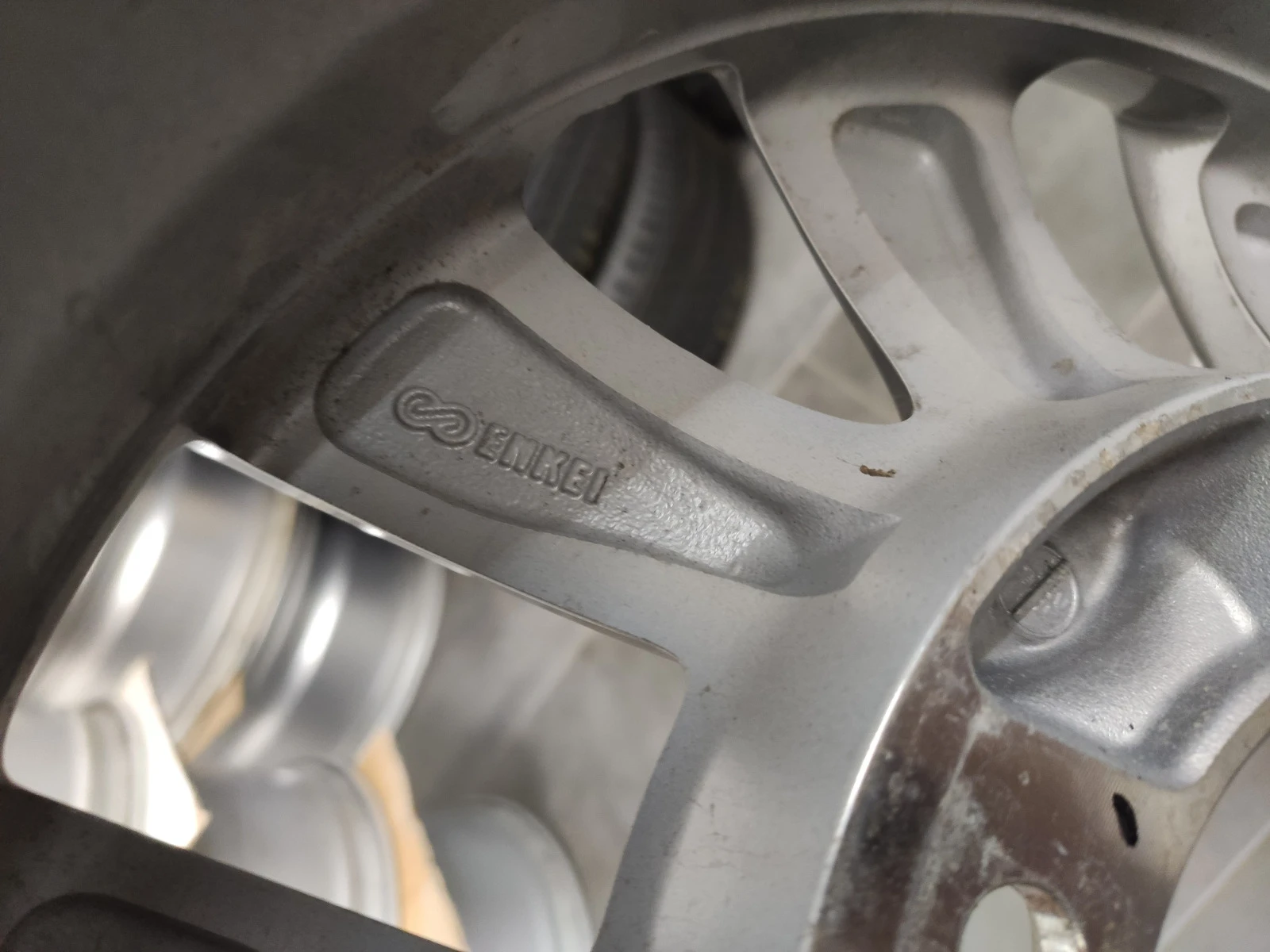   Suzuki Jimny | Mobile.bg   6