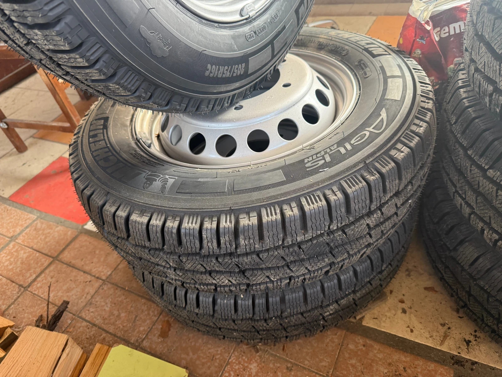 ���� � ������ 205/65R16 �� Mercedes-Benz Sprinter | Mobile.bg � ����������� 2