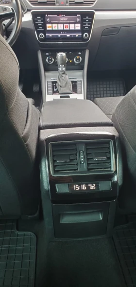 Skoda Superb - 15300 € / 29924.20 лв. - 68307322 7