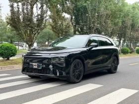 ������ Xpeng G9
