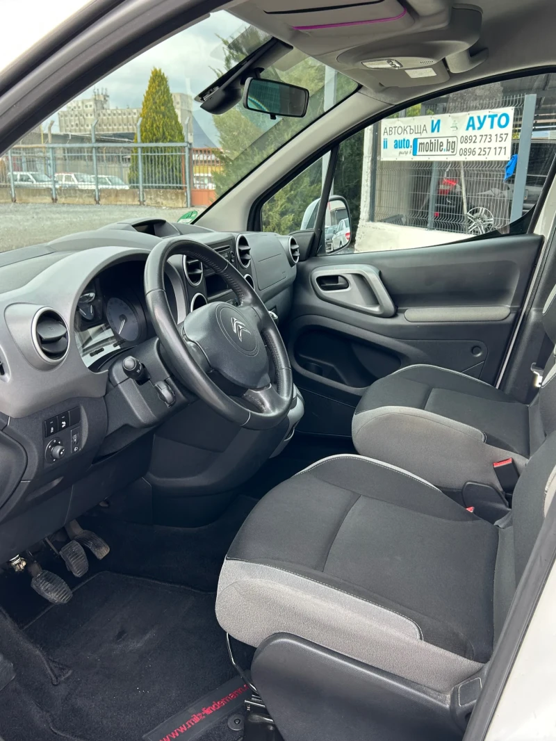 Citroen Berlingo 1.6HDI, снимка 12 - Автомобили и джипове - 48216231