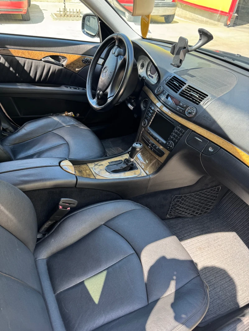 Mercedes-Benz E 220 E220 170k., снимка 8 - Автомобили и джипове - 51424756