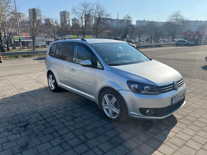 VW Touran, снимка 2 - Автомобили и джипове - 49119792