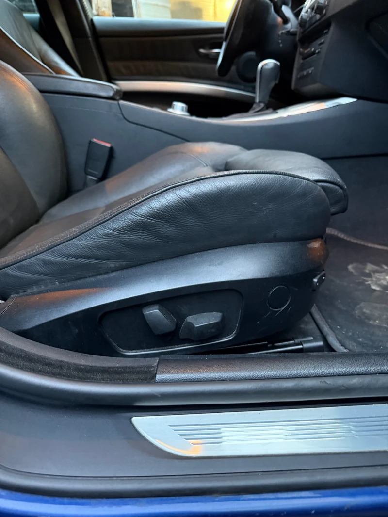 BMW 330 XD, снимка 15 - Автомобили и джипове - 52353167