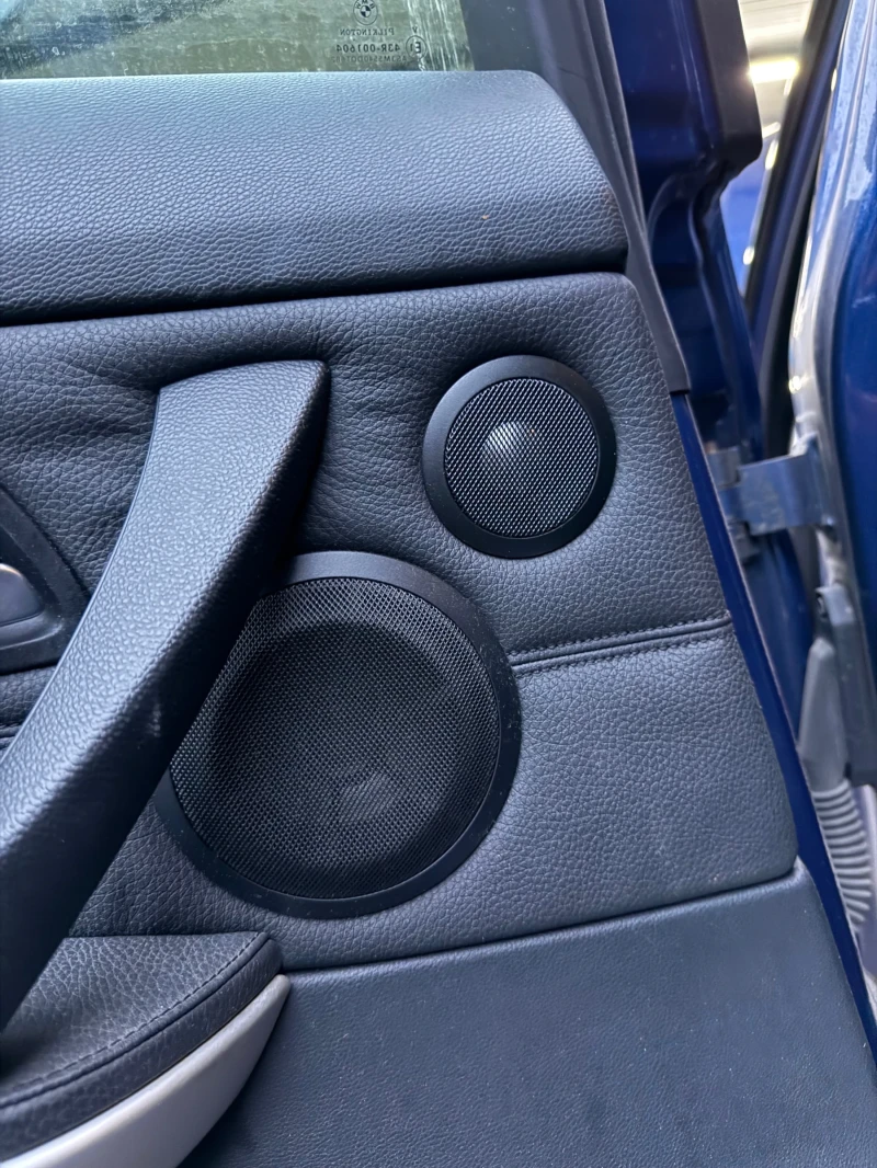 BMW 330 XD, снимка 10 - Автомобили и джипове - 52353167