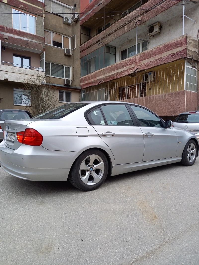 BMW 320, снимка 7 - Автомобили и джипове - 52517847