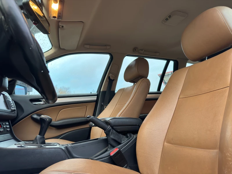 BMW 330 E46 Touring Facelift, снимка 7 - Автомобили и джипове - 53048326
