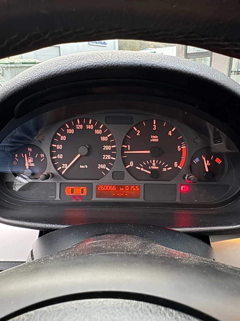 BMW 330 E46 Touring Facelift, снимка 8 - Автомобили и джипове - 53048326