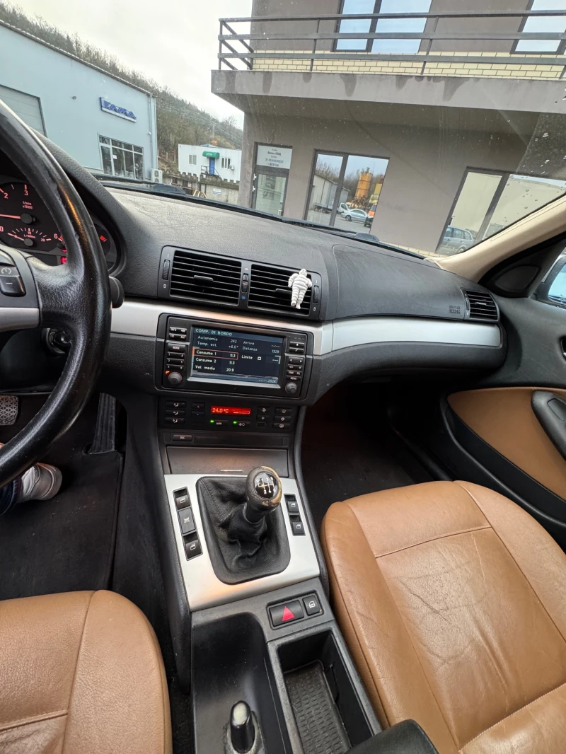 BMW 330 E46 Touring Facelift, снимка 10 - Автомобили и джипове - 53048326
