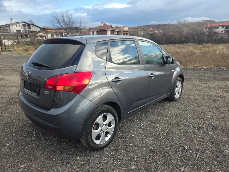 Kia Venga 1.4i , снимка 8 - Автомобили и джипове - 53281869