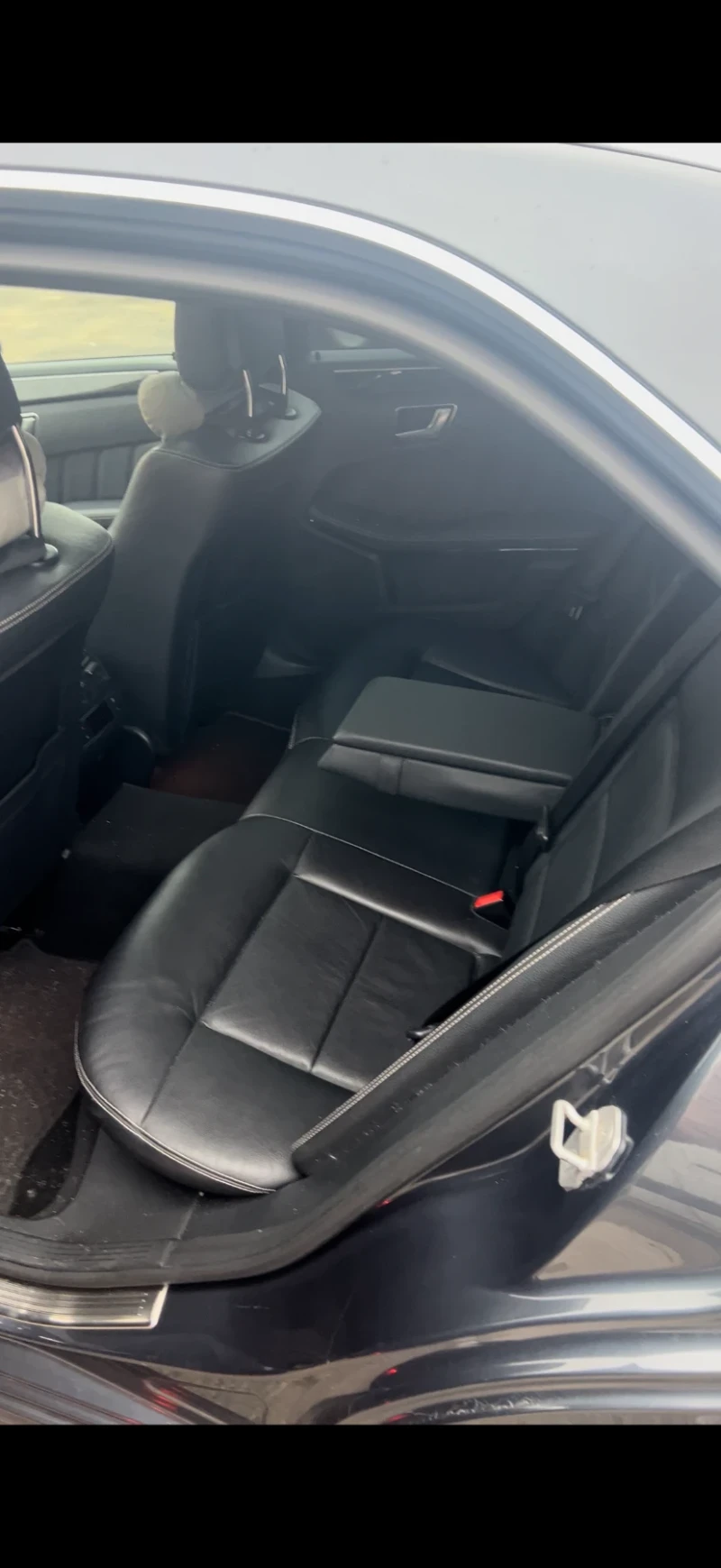 Mercedes-Benz E 300, снимка 5 - Автомобили и джипове - 53293668