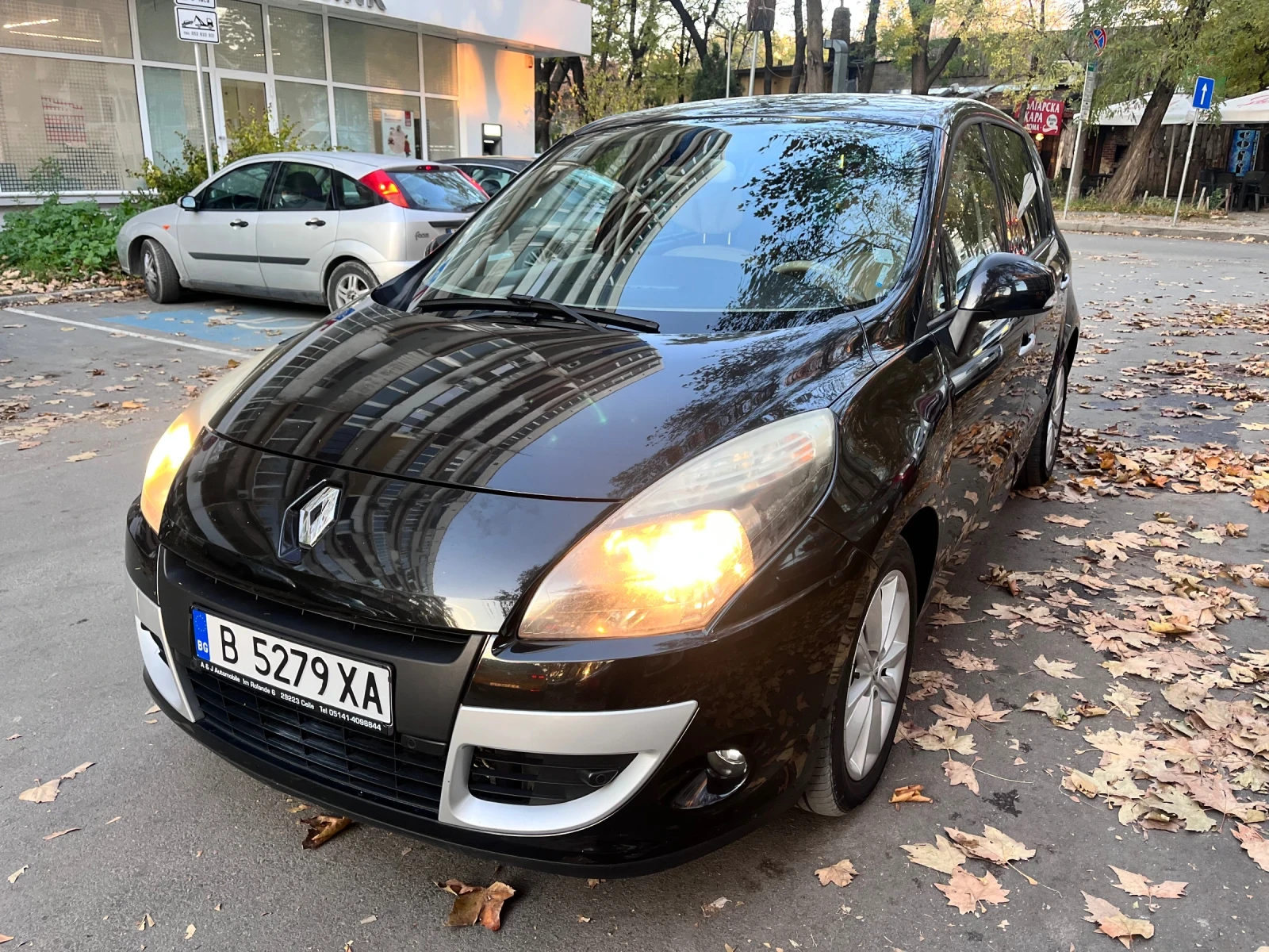 Renault Scenic ГАЗ АВТОМАТИК 2.0 140 | Mobile.bg — изображение 1