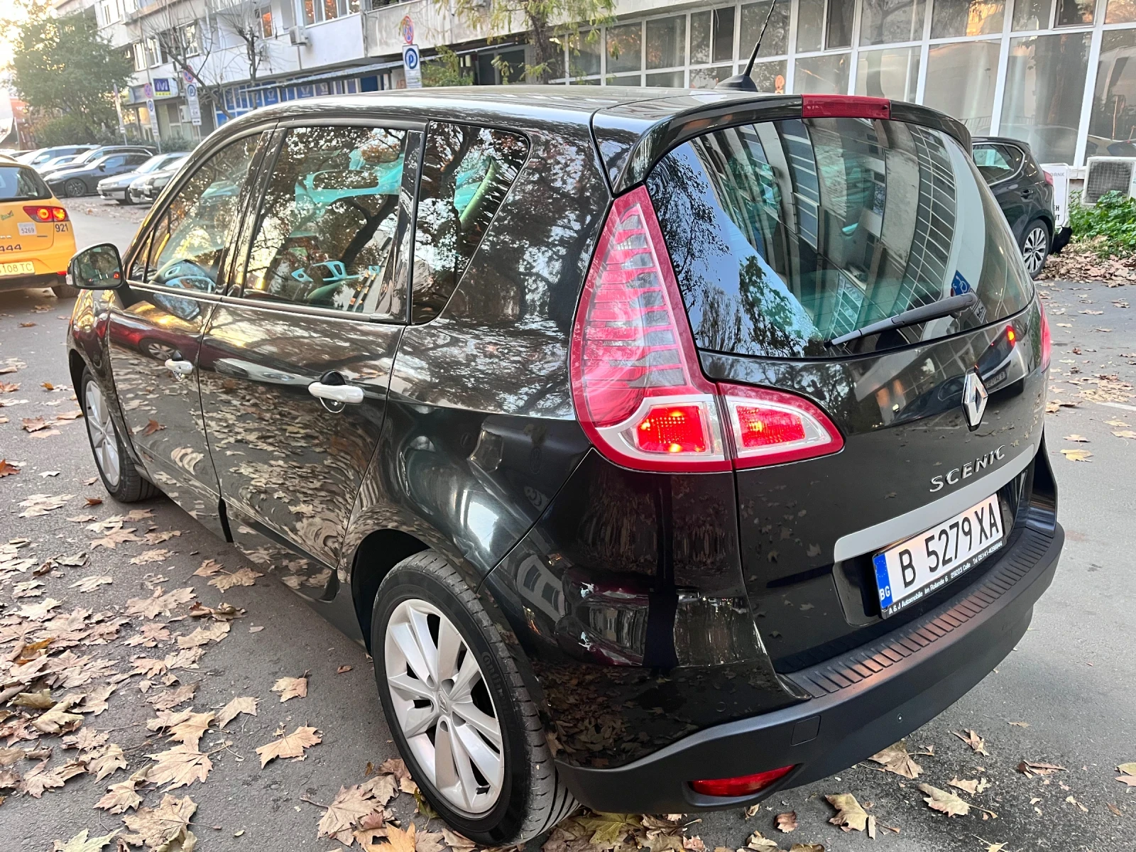 Renault Scenic ГАЗ АВТОМАТИК 2.0 140 - изображение 3