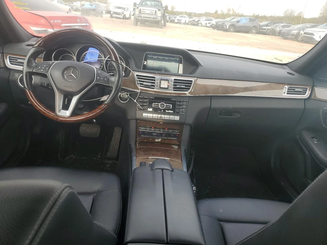 Mercedes-Benz E 350 4matic* Luxury* Keyless* Подгрев* Harman Kardon - изображение 8