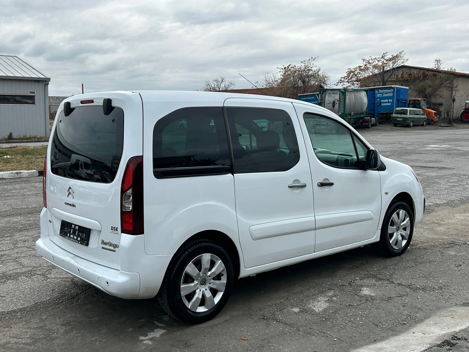 Citroen Berlingo 1.6HDI - изображение 9