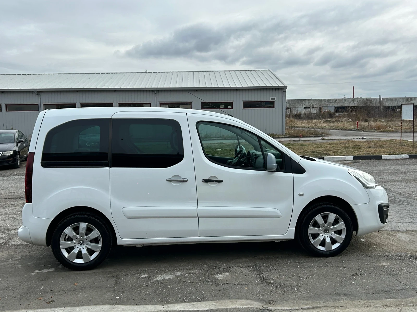 Citroen Berlingo 1.6HDI - изображение 7