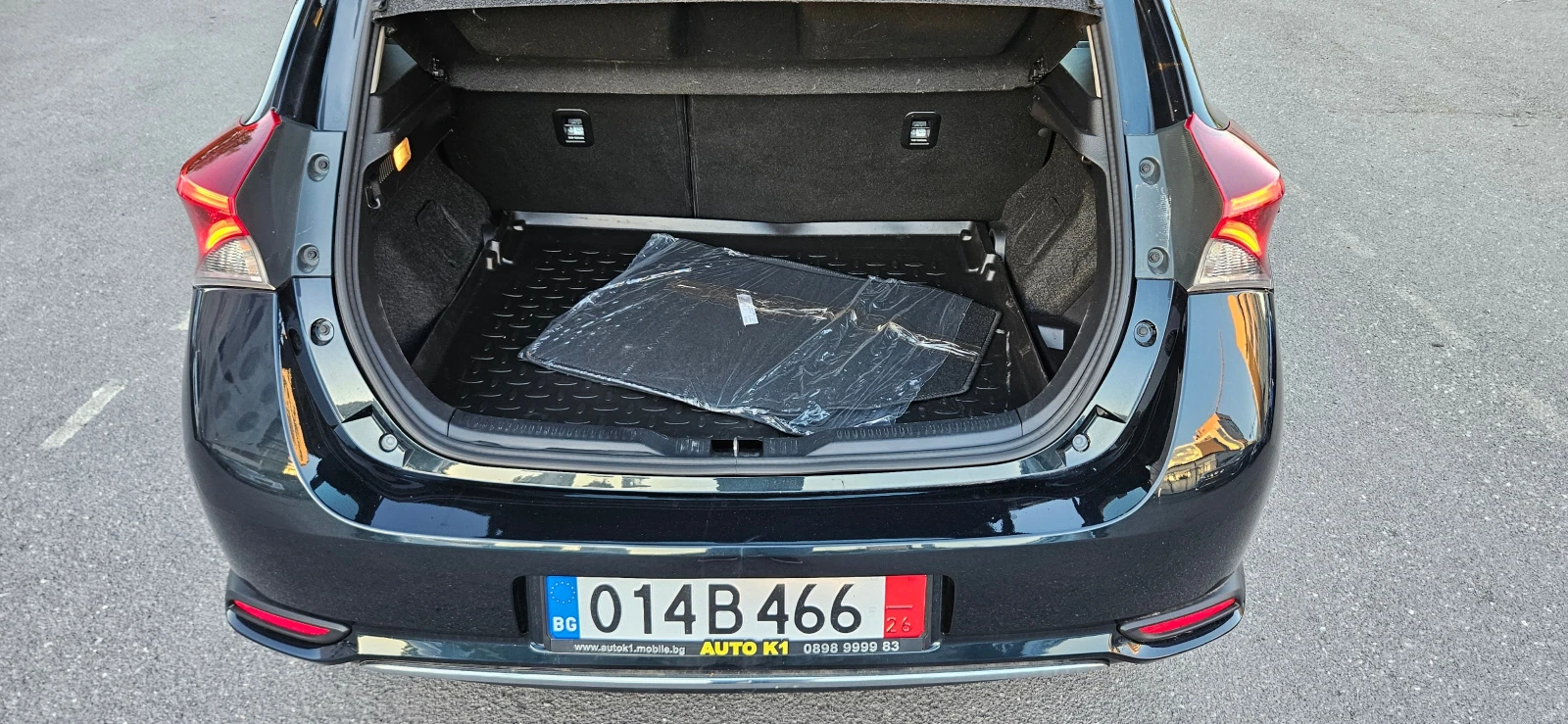 Toyota Auris 1.8 Hybrid e-CVT Lounge | Mobile.bg   14