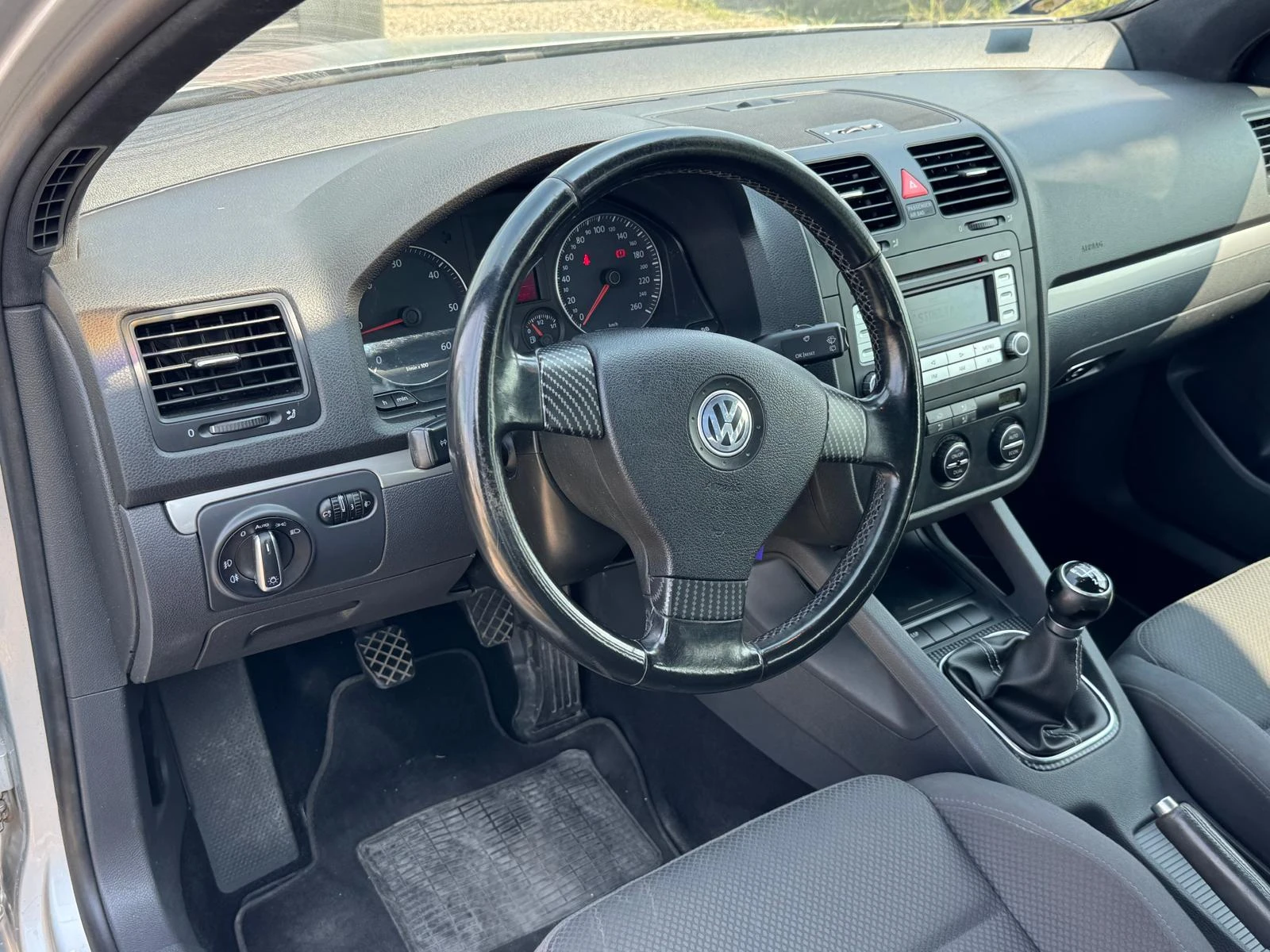 VW Golf 1.9TDI GT 6-скорости  - изображение 7