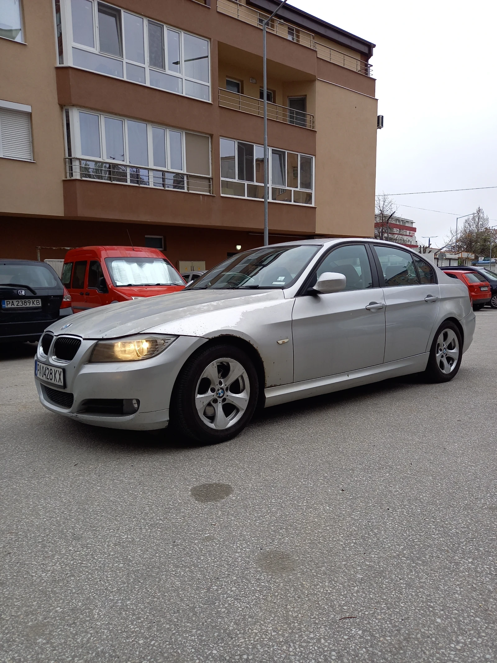 BMW 320  - изображение 5