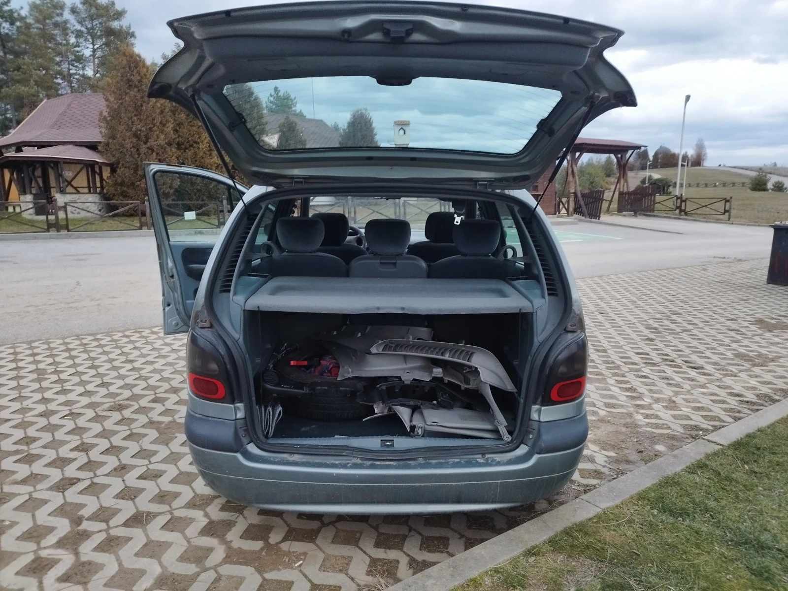 Renault Scenic 1.6 8v | Mobile.bg � ����������� 11