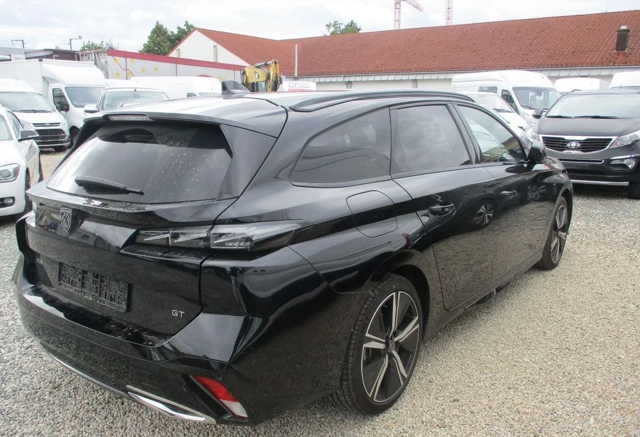 Skoda Superb 1.2T GT line 12 000 км! - изображение 3