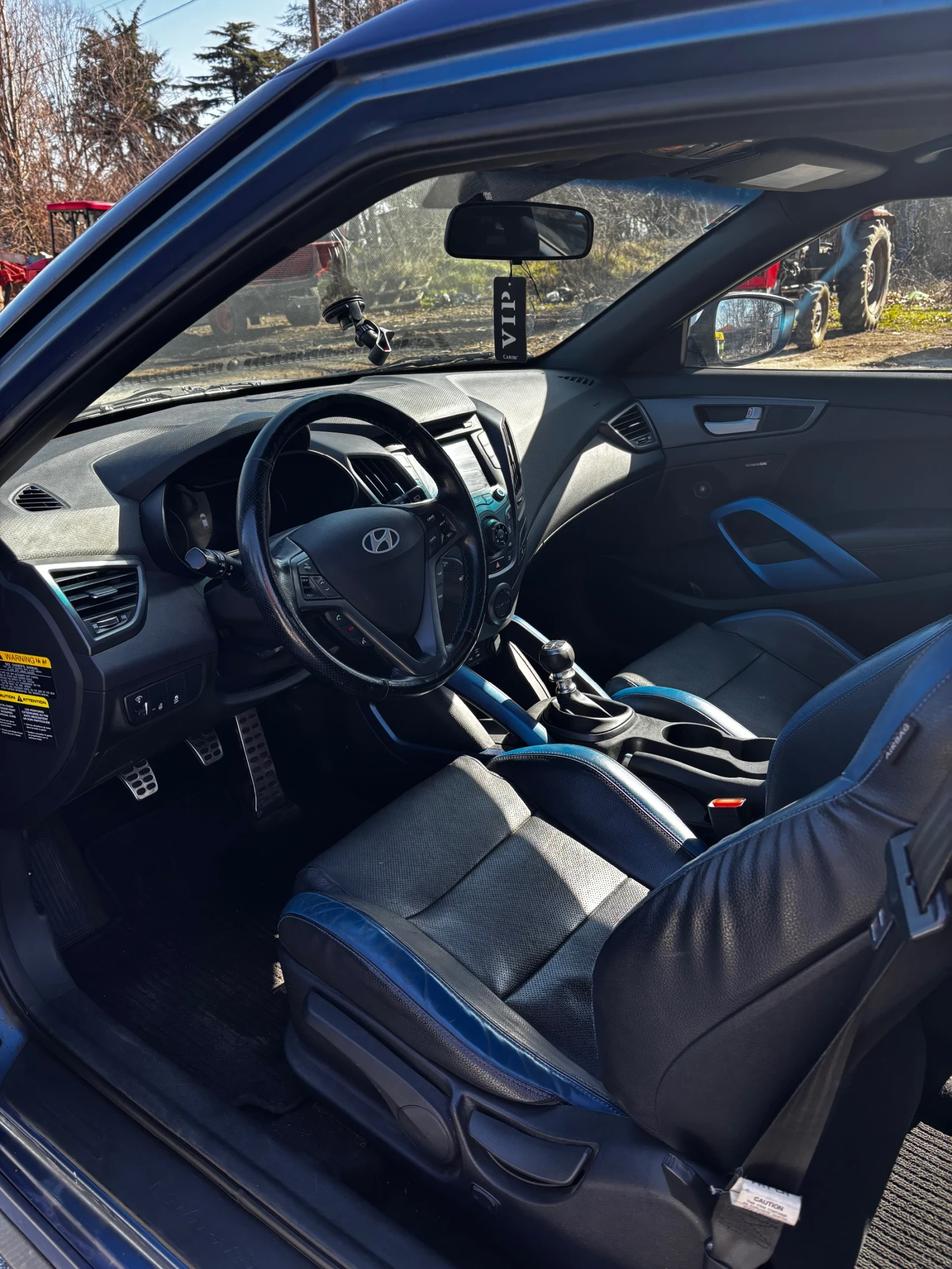 Hyundai Veloster , снимка 7 - Автомобили и джипове - 53664982