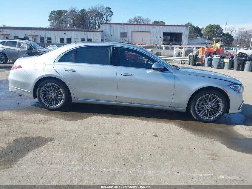 Mercedes-Benz S 580 4Matic, снимка 13 - Автомобили и джипове - 53783379