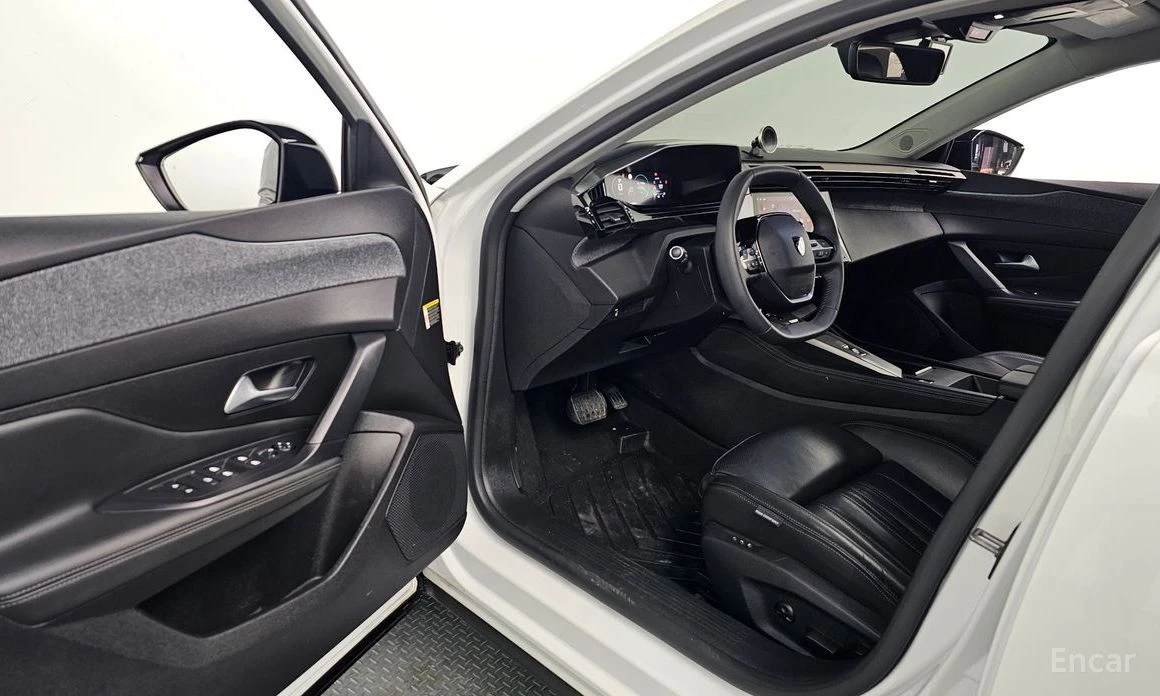 Peugeot 408 * PURE* TECH* ALLURE* КАМЕРА* 360* ПОДГРЕВ* , снимка 8 - Автомобили и джипове - 54043359