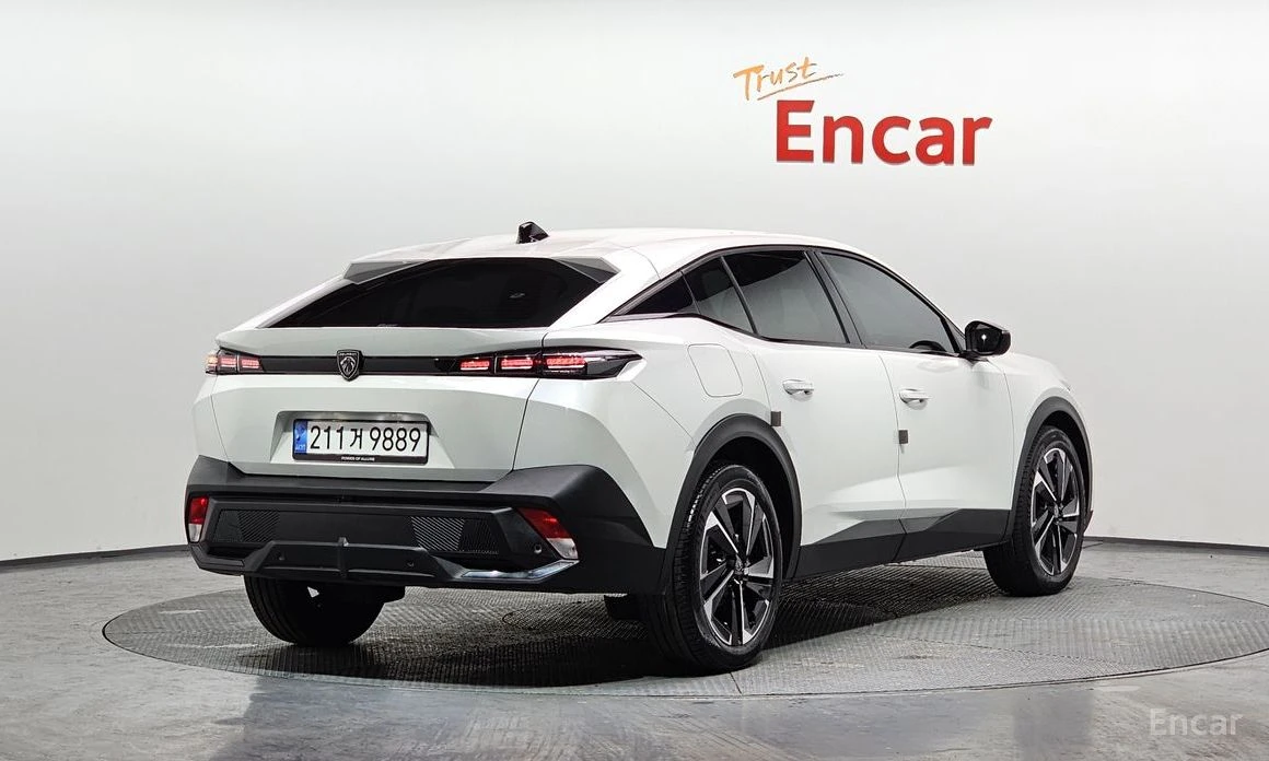 Peugeot 408 * PURE* TECH* ALLURE* КАМЕРА* 360* ПОДГРЕВ* , снимка 3 - Автомобили и джипове - 54043359