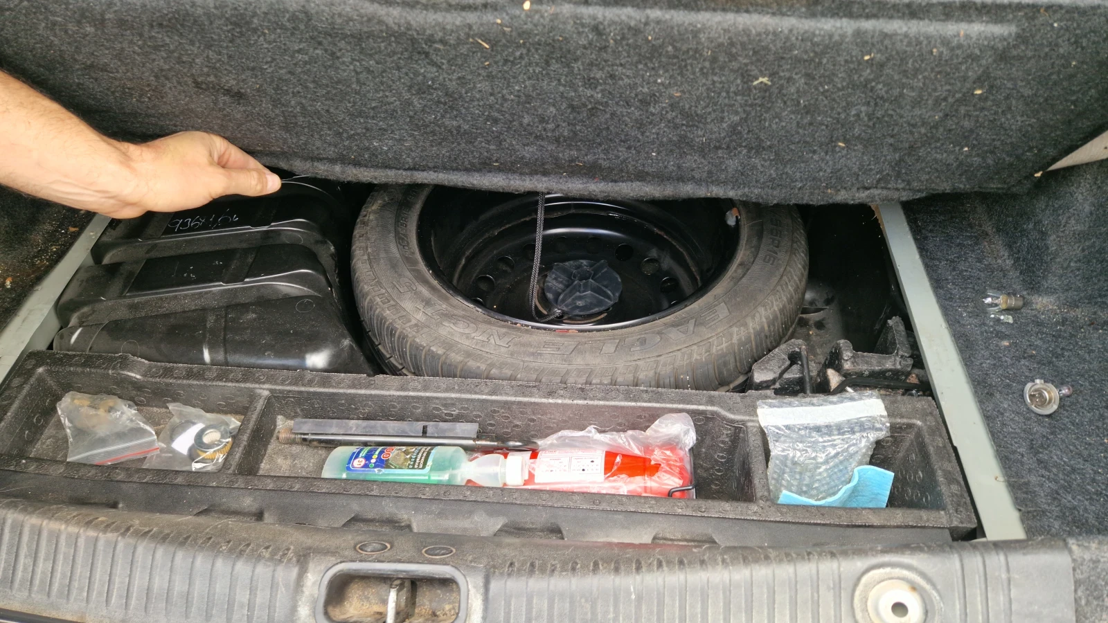 Renault Megane, снимка 9 - Автомобили и джипове - 54320591