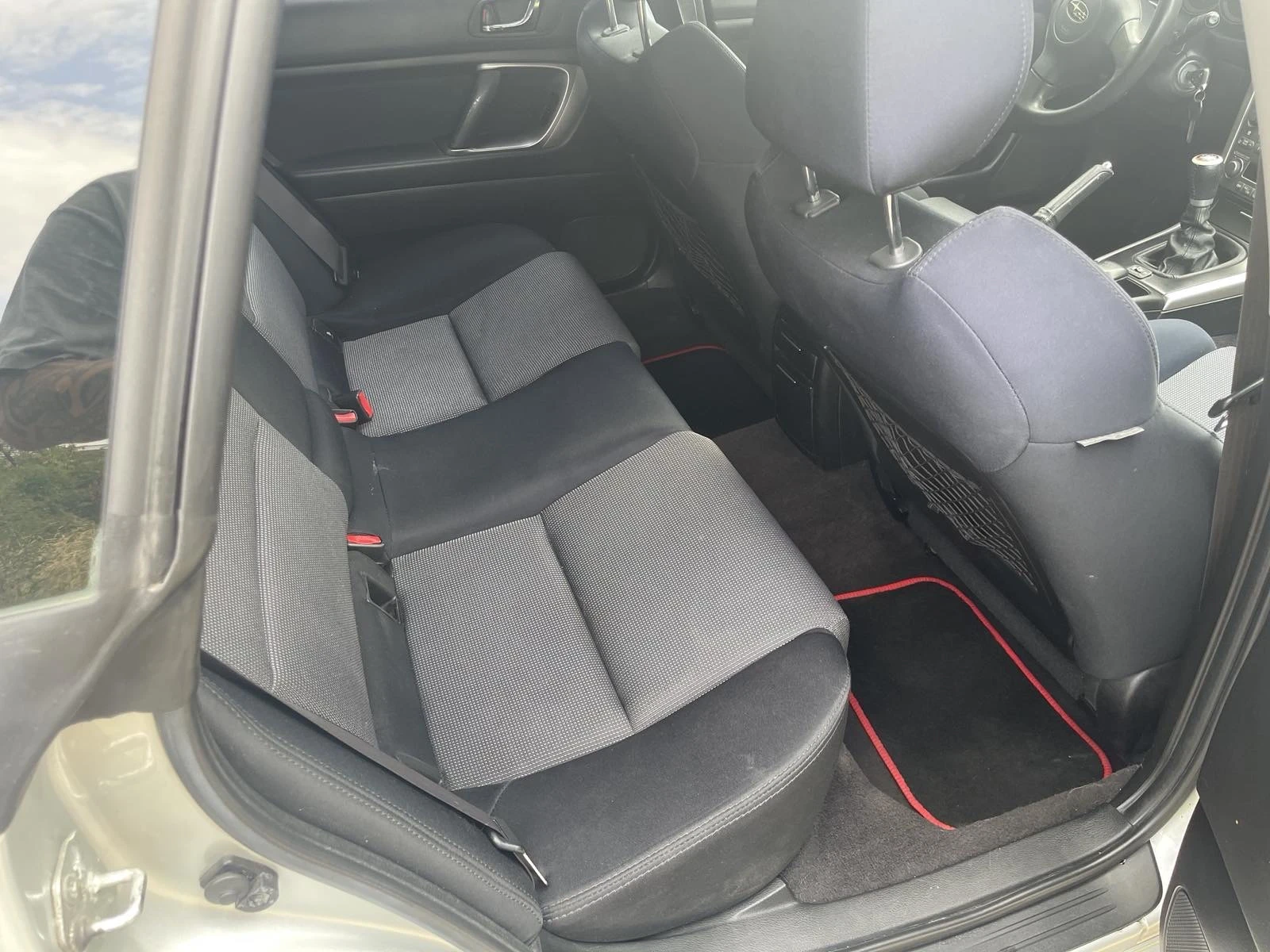 Subaru Legacy 2.5, снимка 10 - Автомобили и джипове - 54482757