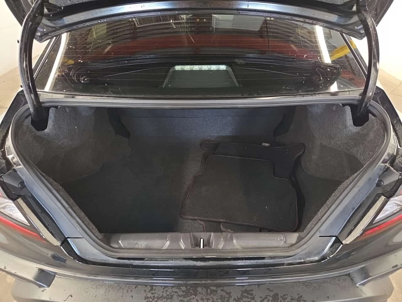 Subaru WRX SPORT  CARFAX, снимка 13 - Автомобили и джипове - 54625987
