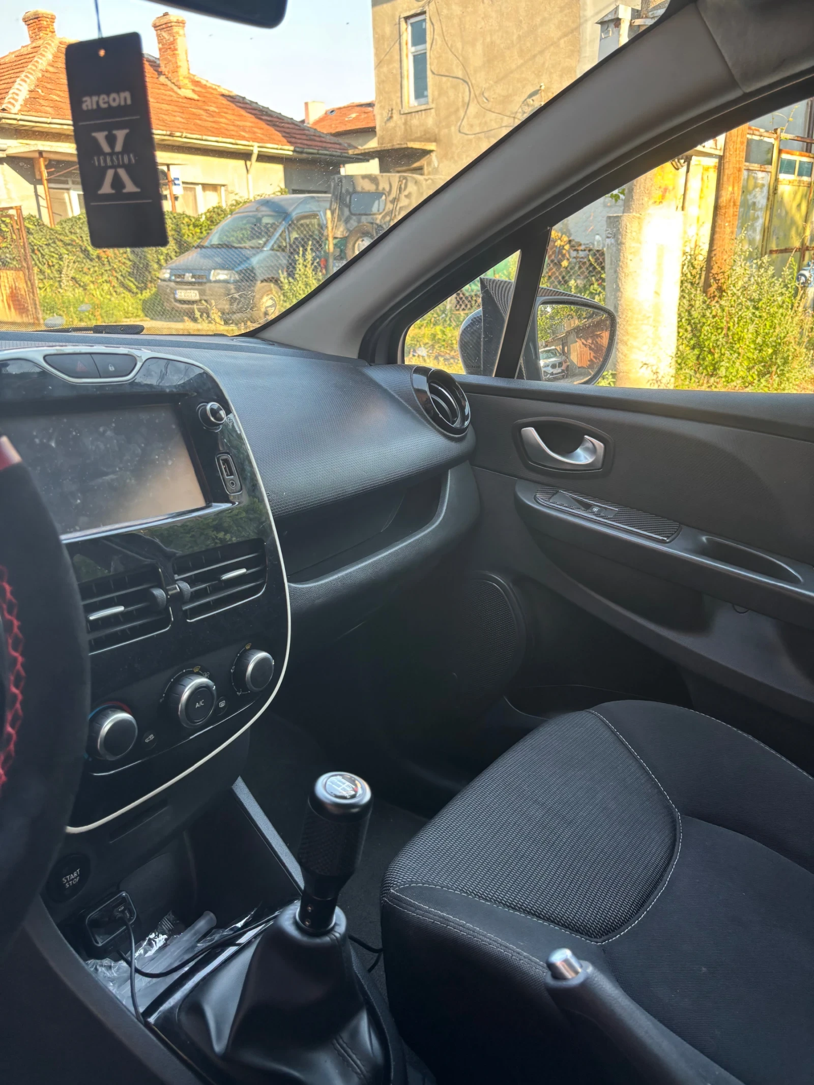 Renault Clio | Mobile.bg � ����������� 4