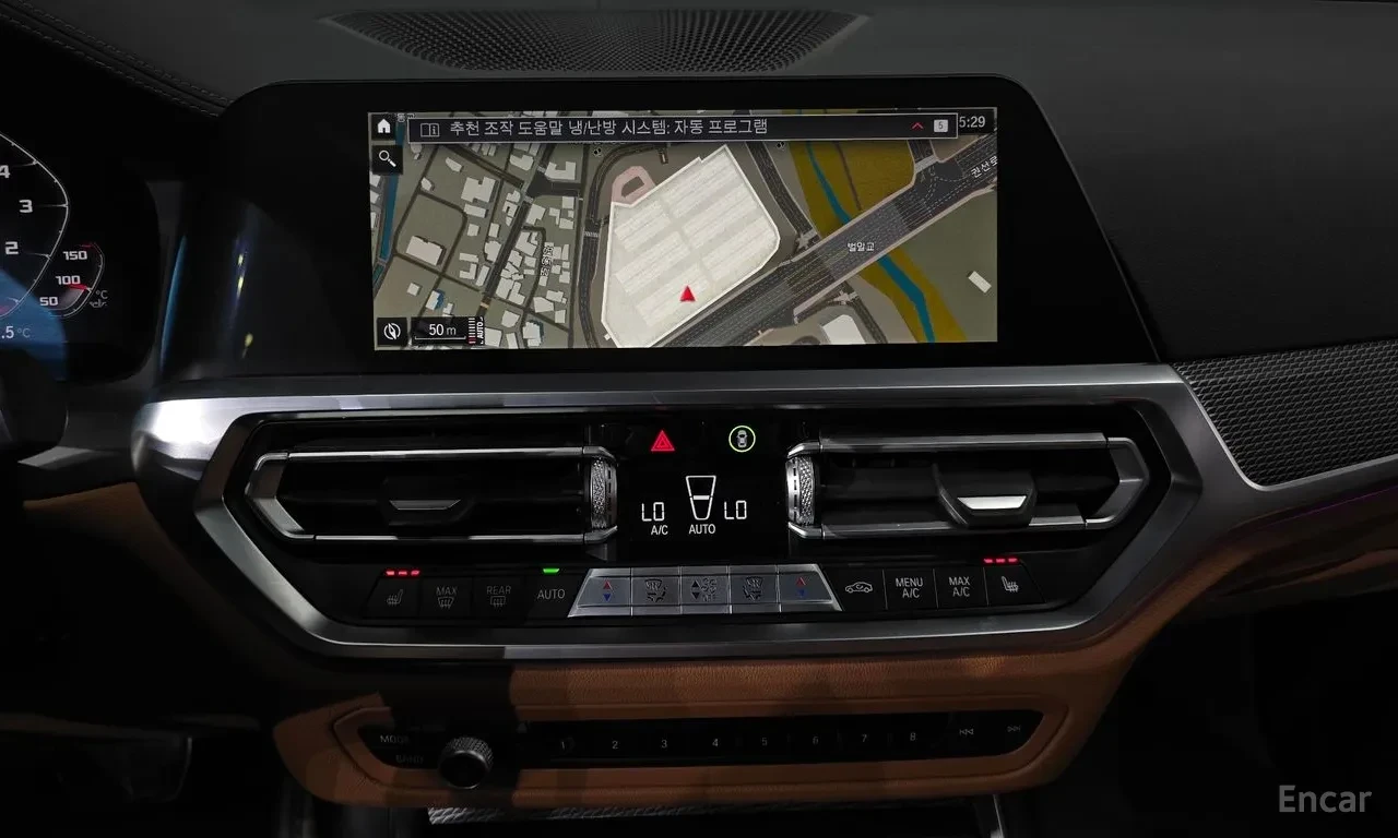 BMW 340 M-pack* Shadow-line* 360* Distronic* H&K* Laser* , снимка 9 - Автомобили и джипове - 55742250